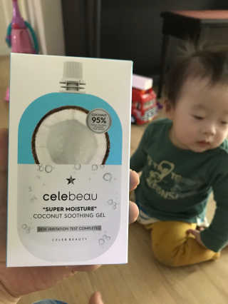 셀레뷰 슈퍼 모이스처 수딩젤 — 5점을 준 리뷰어가 2018년 4월 올린 사용 사진