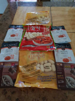 미쓰리떡볶이 just 10 min 패키지 — 4.67점을 준 리뷰어가 2018년 5월 올린 사용 사진