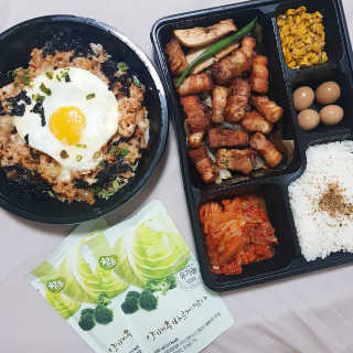 [오스테끼]마약삼겹+김치볶음밥or마약삼겹+제육볶음 — 5점을 준 리뷰어가 2019년 5월 올린 사용 사진