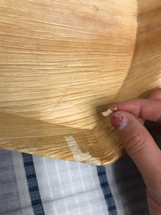 본플라 친환경 야자나무잎 접시 — 4점을 준 리뷰어가 2018년 9월 올린 사용 사진