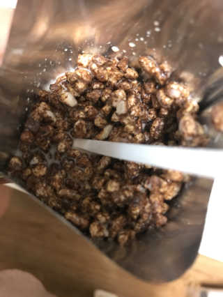 아우노그라노 오리지날, 진짜 베리, 진짜 카카오 — 4.83점을 준 리뷰어가 2018년 7월 올린 사용 사진