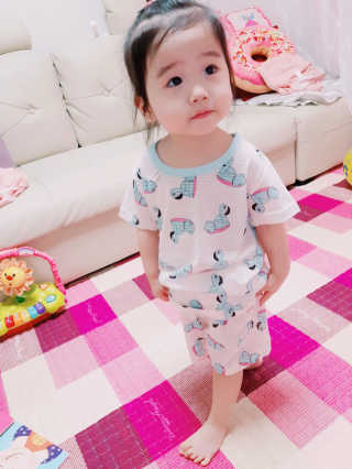 프랜스링 북유럽감성 프리미엄 유아내의 5부 실내 상하복 — 5점을 준 리뷰어가 2018년 8월 올린 사용 사진