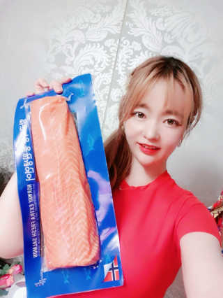 동원산업 항공직송 동원생연어 — 5점을 준 리뷰어가 2019년 7월 올린 사용 사진