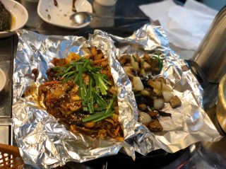 곱창을 요리하는 남자 [곱창을요리하는남자 상수] 곱창or막창 2인분+음료1병 — 4.83점을 준 리뷰어가 2018년 10월 올린 사용 사진