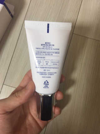 [룰루앤코] 블루톡 톤업 광채 크림 — 5점을 준 리뷰어가 2020년 1월 올린 사용 사진