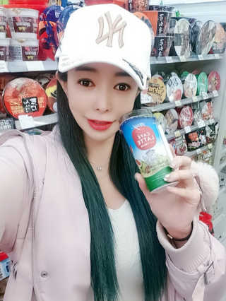마이카페라떼 말차 아몬드브리즈 7개입 — 5점을 준 리뷰어가 2019년 11월 올린 사용 사진