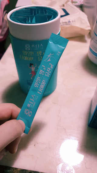 홍쓰다스 다이어트유산균, 체지방감소와 장건강개선 — 5점을 준 리뷰어가 2020년 2월 올린 사용 사진