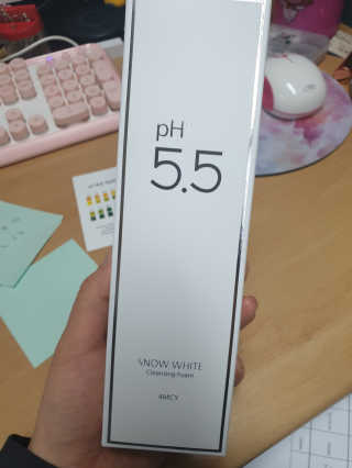 포므시 스노우화이트클렌징폼pH5.5 — 4점을 준 리뷰어가 2019년 5월 올린 사용 사진
