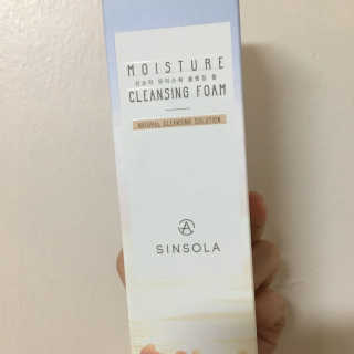 신소라 코스메틱 SINSOLA COSMETIC 신소라 모이스춰 클렌징폼 — 4.33점을 준 리뷰어가 2017년 11월 올린 사용 사진
