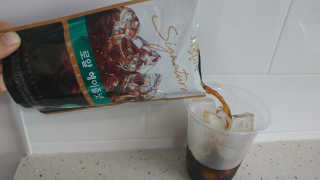 (주)쟈뎅 쟈뎅 시그니처 블랙, 헤이즐넛 230ml — 5점을 준 리뷰어가 2018년 7월 올린 사용 사진