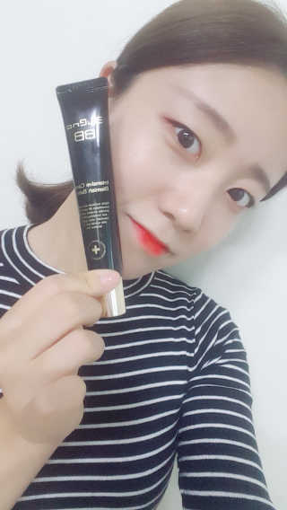 브에노 재생비비크림 — 3.33점을 준 리뷰어가 2017년 11월 올린 사용 사진