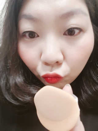 쏘내추럴 밀착 착붙 픽스쿠션 — 4.5점을 준 리뷰어가 2019년 9월 올린 사용 사진
