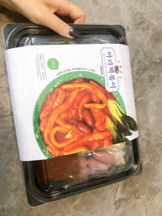 땡땡쿡 쓰촨 마라 떡볶이 2인분 595g — 4점을 준 리뷰어가 2019년 10월 올린 사용 사진