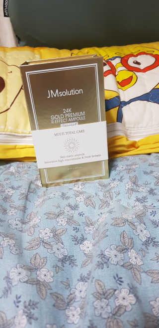 JM솔루션 24K 골드 프리미엄 알 이펙트 앰플 스페셜 — 5점을 준 리뷰어가 2018년 12월 올린 사용 사진