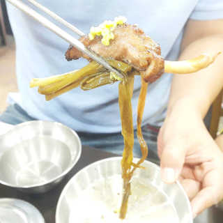 [두툼갈비] 두툼갈비 2인분 + 매콤치즈버섯 set — 5점을 준 리뷰어가 2018년 9월 올린 사용 사진