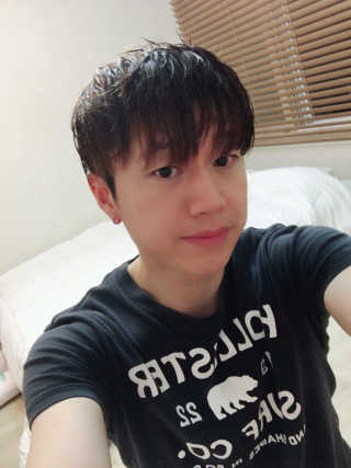 보타미안  엔젤모링가 아쿠아베리어 팩 — 4.17점을 준 리뷰어가 2018년 5월 올린 사용 사진