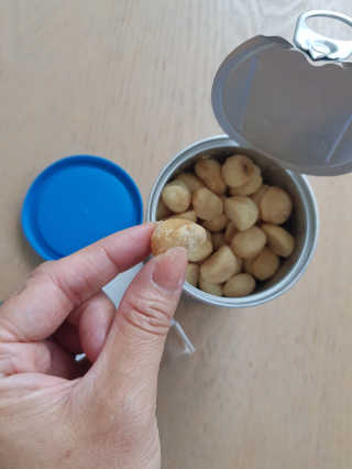 마우나로아 드라이 씨솔트 마카다미아 캔 127G — 2점을 준 리뷰어가 2019년 8월 올린 사용 사진