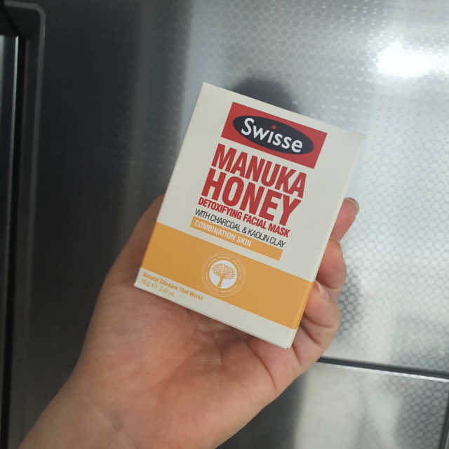 스위스 마누카 허니 디톡시파잉 페이셜 마스크 리뷰 사진