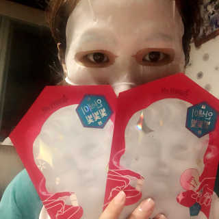 23years old 칵테일 벨벳 쁘띠 마스크(5장) — 4.33점을 준 리뷰어가 2017년 8월 올린 사용 사진