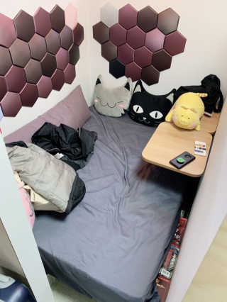 [공간 만화카페] 1인당 3시간 이용+음료 1잔, 2인Set — 5점을 준 리뷰어가 2019년 4월 올린 사용 사진