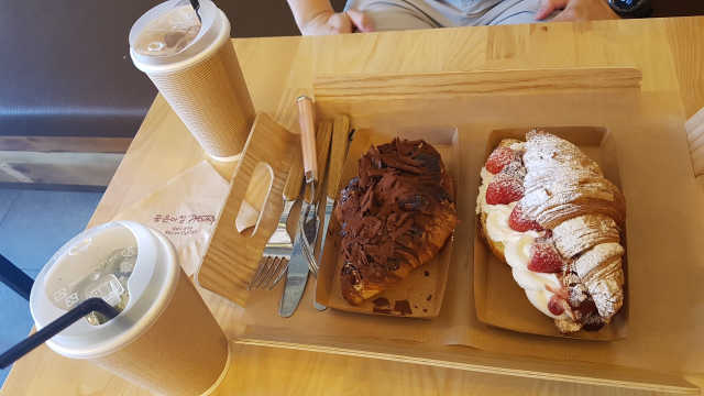 좋은 아침 페스츄리 12,000원 이용권 리뷰 사진