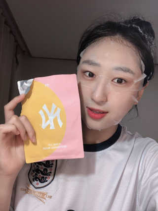 MLB COSMETICS [MLB PLAY] 톤업 화이트닝 마스크 1BOX — 4점을 준 리뷰어가 2019년 9월 올린 사용 사진