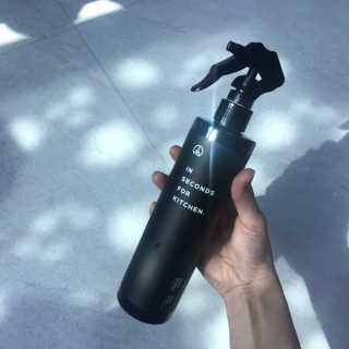 PEACE MOMENT 피스모먼트 인세컨즈포키친 320mL 천연살균소독제 — 3점을 준 리뷰어가 2019년 2월 올린 사용 사진