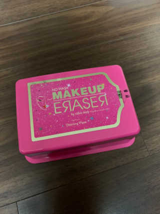 메이크업 이레이져 바이 컬러딥 래버러토리즈 — 5점을 준 리뷰어가 2020년 1월 올린 사용 사진