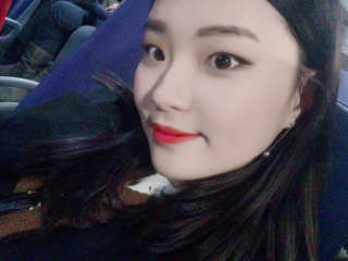[블랙루즈] 펄블리 아이 글리터 2종 — 4점을 준 리뷰어가 2018년 11월 올린 사용 사진