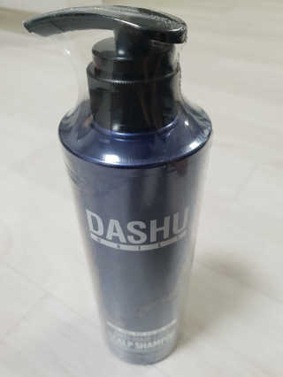 다슈코리아 다슈 데일리 단백질 한방 두피 골드 샴푸 500ml — 5점을 준 리뷰어가 2019년 1월 올린 사용 사진