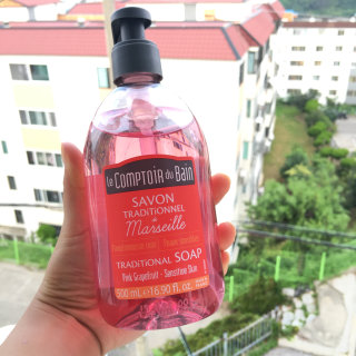 르 꽁뚜아르 뒤뱅 마르세유 솝 바디워시 500ml — 3.5점을 준 리뷰어가 2016년 8월 올린 사용 사진