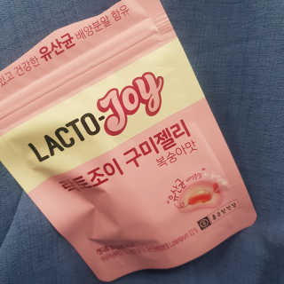 락토조이 구미젤리 복숭아맛 — 5점을 준 리뷰어가 2019년 8월 올린 사용 사진