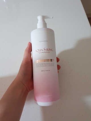 아쿠아큐링 아쿠아S링 퓨어리프레싱 헤어케어 500ml — 4점을 준 리뷰어가 2018년 7월 올린 사용 사진