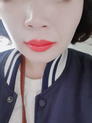 스톤브릭 모이스쳐 립+믹스립+홀더+플러그 세트 — 4점을 준 리뷰어가 2019년 11월 올린 사용 사진