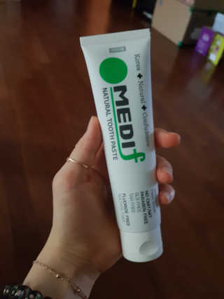 메디프랜천연잇몸치약 메디프랜치약 — 5점을 준 리뷰어가 2018년 5월 올린 사용 사진