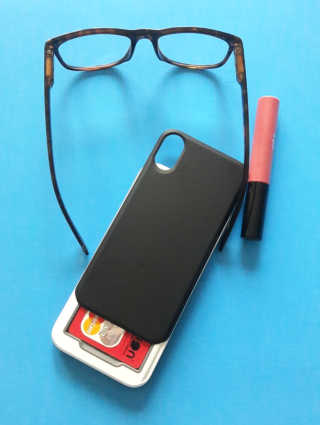디자인스킨 아이폰 엑스를위한 DesignSkin 슬라이더 케이스 — 5점을 준 리뷰어가 2018년 4월 올린 사용 사진