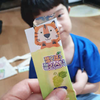 얼리버드 젤리팜 젤리스틱 — 5점을 준 리뷰어가 2019년 6월 올린 사용 사진