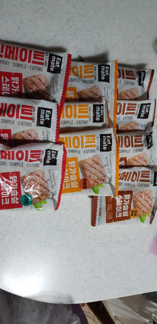 랭킹닭컴 잇메이트 닭가슴살 스테이크 혼합 1kg — 3.5점을 준 리뷰어가 2019년 12월 올린 사용 사진