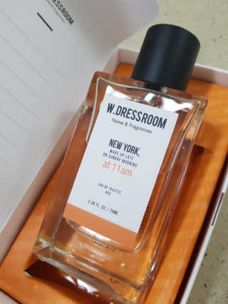 더블유드레스룸 퍼퓸 EDT 70ml — 5점을 준 리뷰어가 2018년 10월 올린 사용 사진