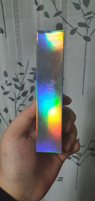 입큰뉴욕 입큰 셀피 키라키라필터 코팅 틴트 — 3점을 준 리뷰어가 2020년 2월 올린 사용 사진