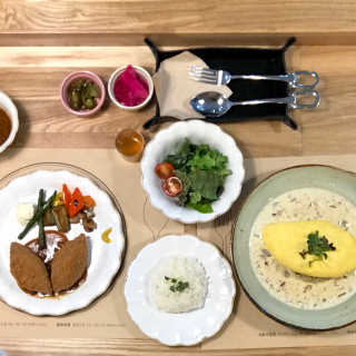 [에그썸] 토네이도 or 마그마 오믈렛 1+ 토르돈가스 1 — 5점을 준 리뷰어가 2018년 11월 올린 사용 사진
