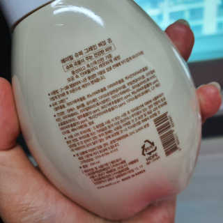 에이밀 슈퍼 그레인 버블 폼 200ml — 5점을 준 리뷰어가 2019년 9월 올린 사용 사진
