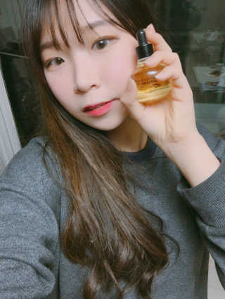 스킨큐어 산다화 카멜리아 페이스오일(동백오일) — 4.5점을 준 리뷰어가 2016년 11월 올린 사용 사진