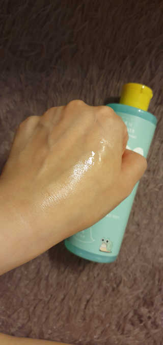 온가족 수분뿜뿜 노랑뚜껑 재주꾼 와우374 스네일토너 — 5점을 준 리뷰어가 2019년 11월 올린 사용 사진