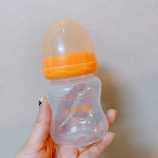 유비맘 신생아젖병 120ml 트리플팩_ 젖꼭지 포함 — 3.5점을 준 리뷰어가 2020년 3월 올린 사용 사진