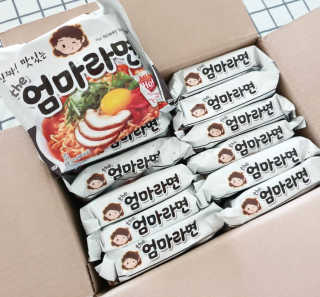 라면 그대로가 제일 맛있는 더엄마라면 — 5점을 준 리뷰어가 2019년 7월 올린 사용 사진