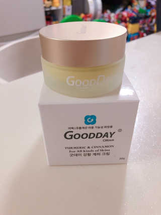 GoodDay Skincare GoodDay 강황 크림 — 4점을 준 리뷰어가 2019년 5월 올린 사용 사진
