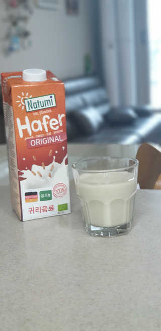 나투미 귀리음료 오리지날 1L + 바닐라 1L — 5점을 준 리뷰어가 2019년 2월 올린 사용 사진