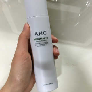 AHC 에이 에이치 씨 미니멀 10 워터리 에센스 — 4점을 준 리뷰어가 2018년 12월 올린 사용 사진