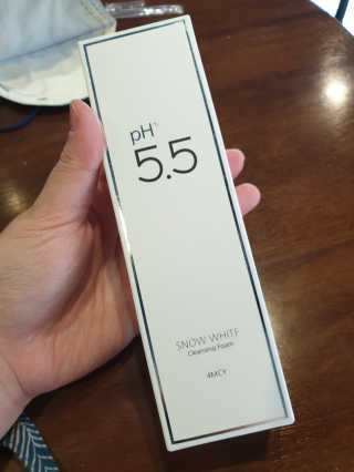 포므시 스노우화이트클렌징폼pH5.5 — 5점을 준 리뷰어가 2020년 3월 올린 사용 사진